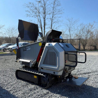 Minidumper Raupendumper seitliche Ansicht auf Schotterfläche