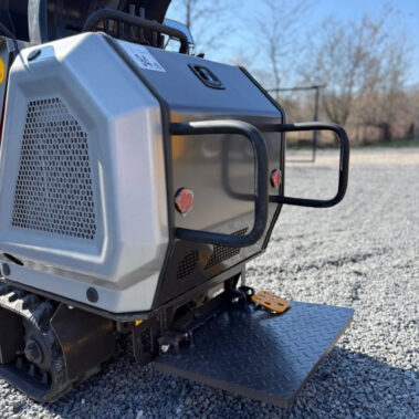 Minidumper Raupendumper Rückansicht mit Plattform und Schutzbügel